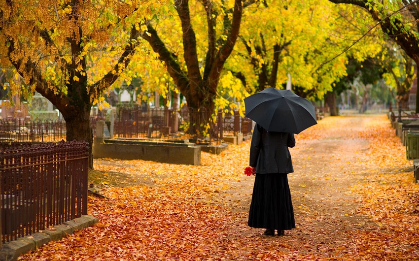 What to Wear to a Funeral for Women